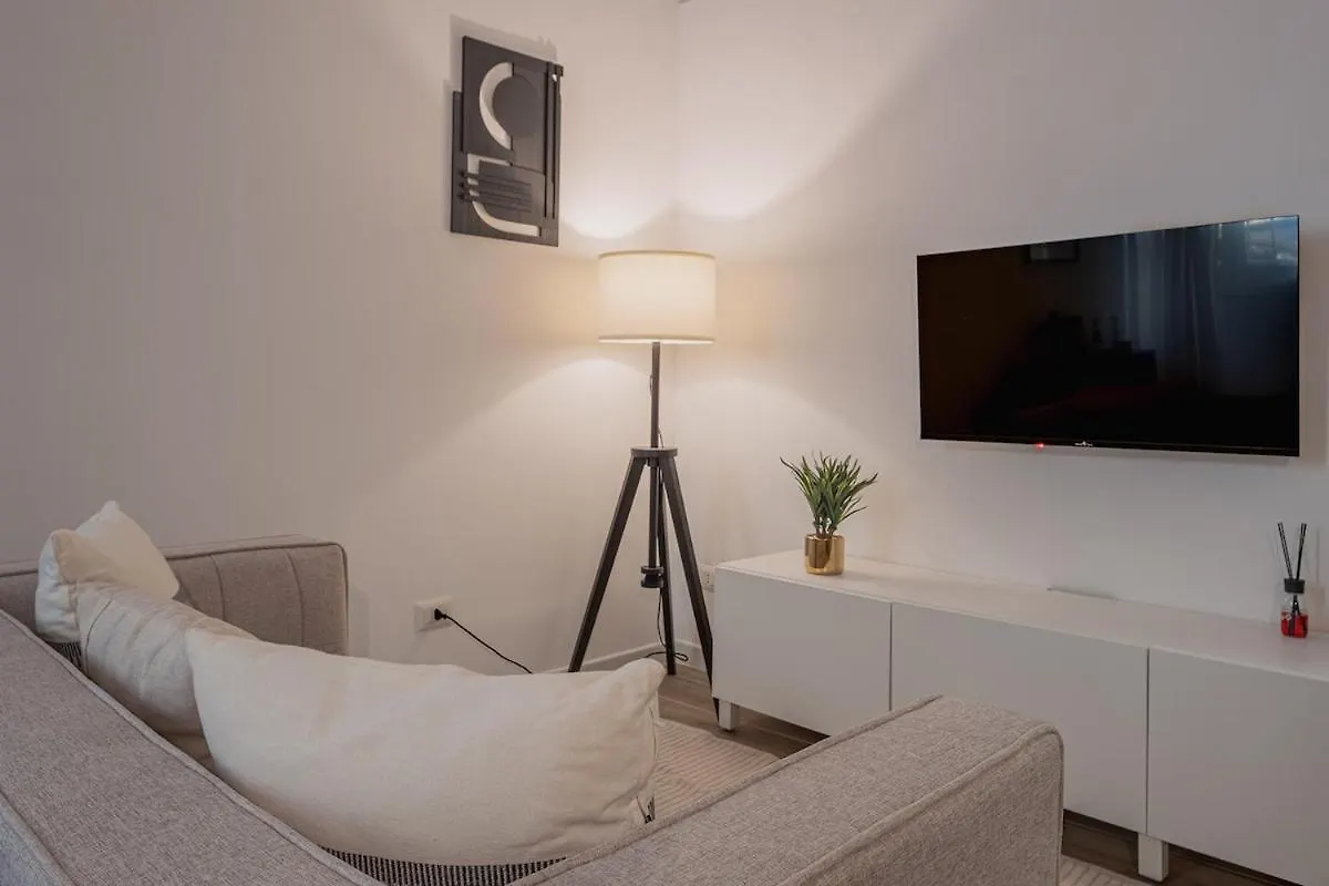 B&F Home Vatican Stay Rome Apartment