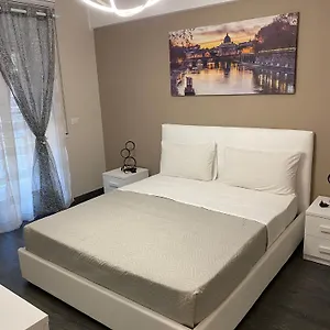 Cipro Vatican House Roma